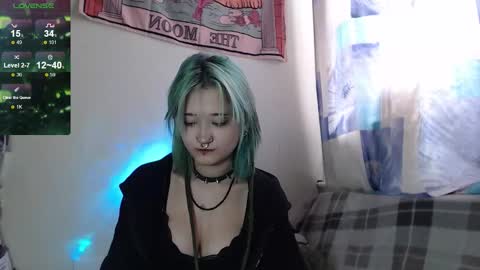 Snapshot of milten_trish chatting on 15, 9, 2025 milten_trish online show from 15, 9, 2025