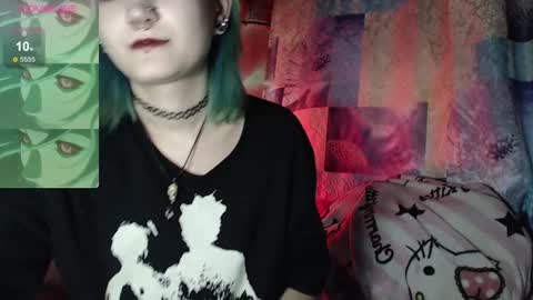 Snapshot of milten_trish chatting on 3, 10, 2025 milten_trish online show from 3, 10, 2025