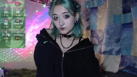 Snapshot of milten_trish chatting on 22, 10, 2025 milten_trish online show from 22, 10, 2025