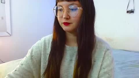 Snapshot of mily_baker chatting on 18, 12, 2024 mily_baker online show from 18, 12, 2024
