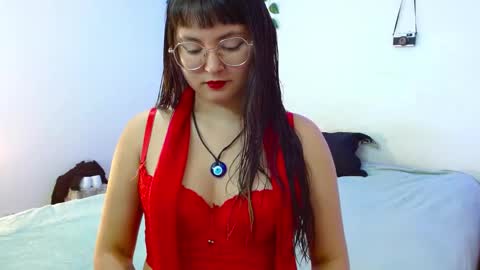 Snapshot of mily_baker chatting on 19, 12, 2024 mily_baker online show from 19, 12, 2024