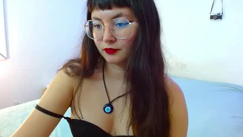Snapshot of mily_baker chatting on 27, 12, 2024 mily_baker online show from 27, 12, 2024