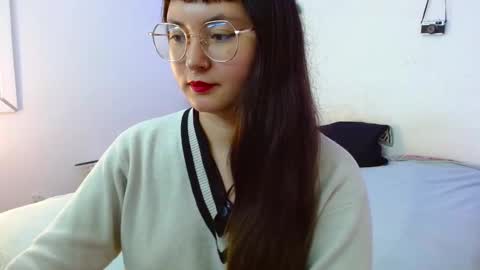 Snapshot of mily_baker chatting on 27, 12, 2024 mily_baker online show from 27, 12, 2024
