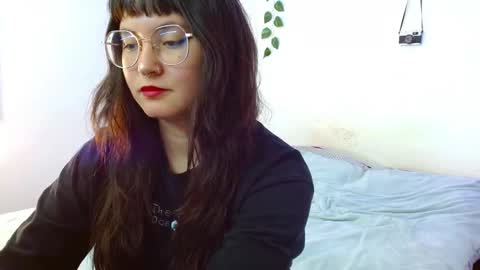 Snapshot of mily_baker chatting on 13, 1, 2025 mily_baker online show from 13, 1, 2025