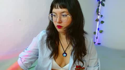 Snapshot of mily_baker chatting on 3, 2, 2025 mily_baker online show from 3, 2, 2025