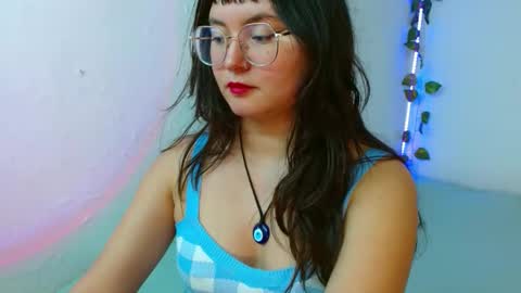 Snapshot of mily_baker chatting on 3, 2, 2025 mily_baker online show from 3, 2, 2025