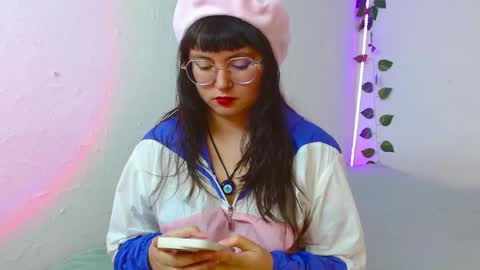 Snapshot of mily_baker chatting on 14, 2, 2025 mily_baker online show from 14, 2, 2025