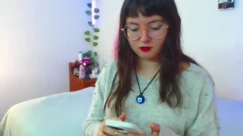 Snapshot of mily_baker chatting on 18, 2, 2025 mily_baker online show from 18, 2, 2025