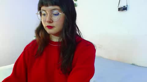 Snapshot of mily_baker chatting on 19, 2, 2025 mily_baker online show from 19, 2, 2025