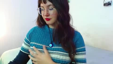 Snapshot of mily_baker chatting on 25, 2, 2025 mily_baker online show from 25, 2, 2025