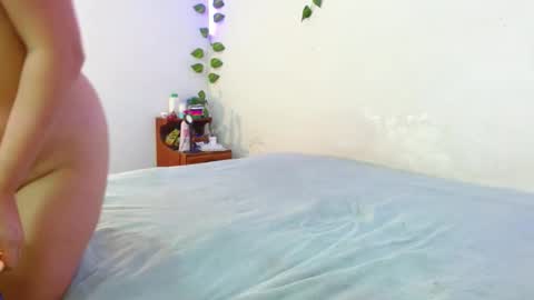 Snapshot of mily_baker chatting on 27, 2, 2025 mily_baker online show from 27, 2, 2025