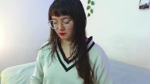 Snapshot of mily_baker chatting on 27, 2, 2025 mily_baker online show from 27, 2, 2025