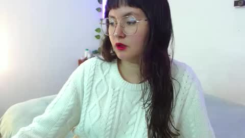 Snapshot of mily_baker chatting on 3, 3, 2025 mily_baker online show from 3, 3, 2025