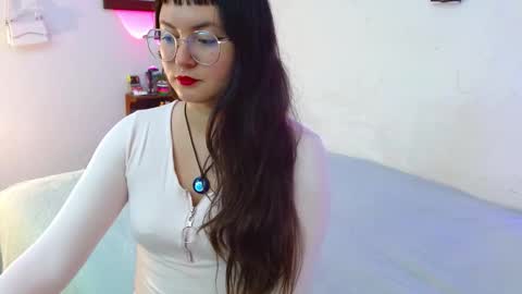 Snapshot of mily_baker chatting on 22, 9, 2025 mily_baker online show from 22, 9, 2025