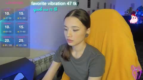 Snapshot of milyamess chatting on 9, 2, 2025 Emily online show from 9, 2, 2025