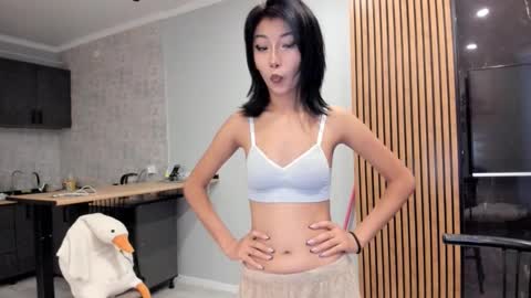 Snapshot of mimicherryy chatting on 11, 9, 2025 Kiko online show from 11, 9, 2025