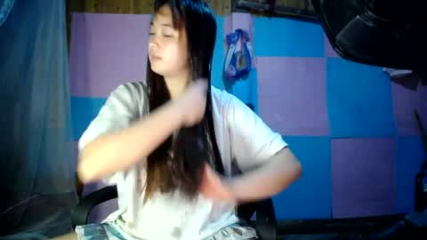 Snapshot of min_baby chatting on 25, 6, 2026 min_baby online show from 25, 6, 2026