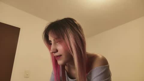 Snapshot of minefoxy2 chatting on 7, 3, 2025 Amber online show from 7, 3, 2025