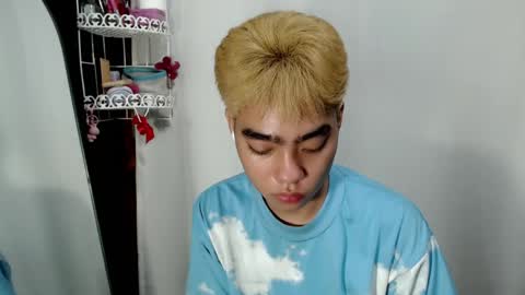 Snapshot of mingkla_man chatting on 27, 4, 2026 mingkla_man online show from 27, 4, 2026
