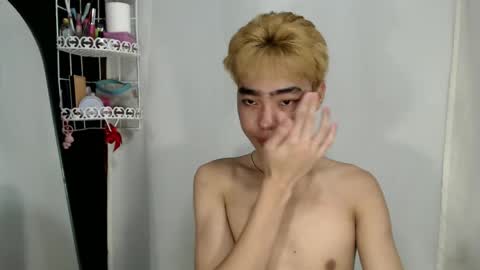 Snapshot of mingkla_man chatting on 3, 5, 2026 mingkla_man online show from 3, 5, 2026