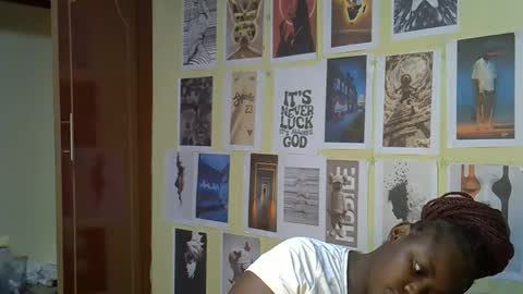 mini_karee online show from 24, 3, 2026