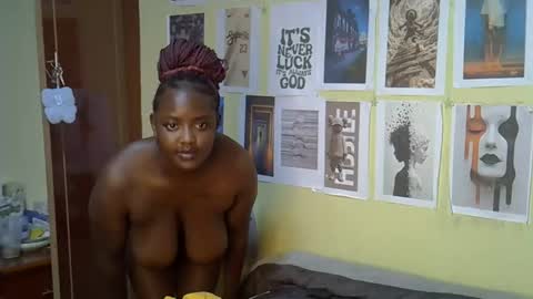 mini_karee online show from 30, 3, 2026