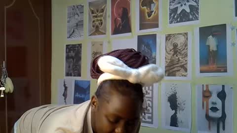 mini_karee online show from 5, 4, 2026