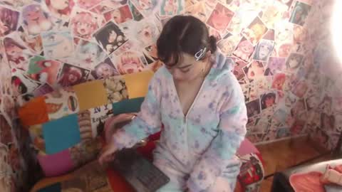 Mini Rouse online show from 3, 6, 2026