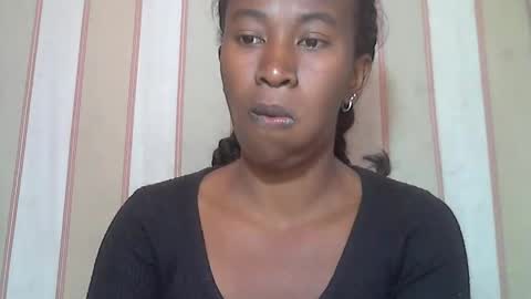 minouch211907 online show from 9, 9, 2025