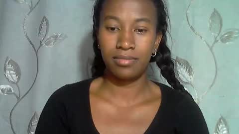 minouch211907 online show from 28, 3, 2026