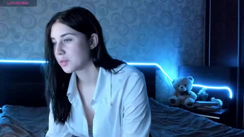 Hi Im Naomi online show from 18, 12, 2025