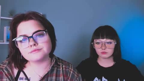 Darling Mira online show from 5, 12, 2025