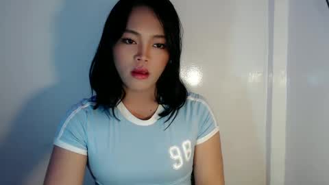 Snapshot of mira_luna222 chatting on 4, 2, 2025 Mira Bella online show from 4, 2, 2025