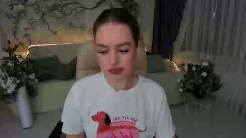 Emma online show from 9, 11, 2025