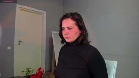 Meera online show from 9, 3, 2025