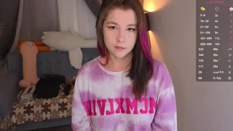 Snapshot of mirafalls chatting on 11, 9, 2025 Mira online show from 11, 9, 2025