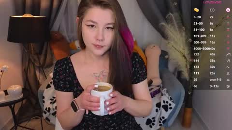 Snapshot of mirafalls chatting on 20, 10, 2025 Mira online show from 20, 10, 2025