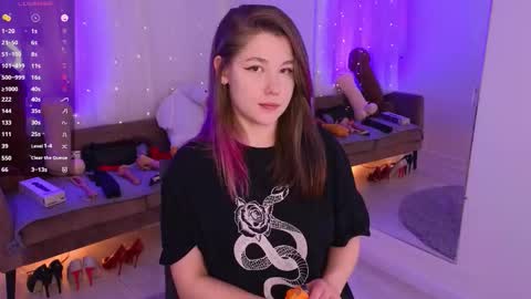 Snapshot of mirafalls chatting on 16, 12, 2025 Mira online show from 16, 12, 2025