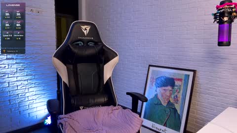 Snapshot of mirai_meow chatting on 10, 12, 2024 Kattie Kate Katana Katarina Ri Cat baby bb - your choise xo xo online show from 10, 12, 2024