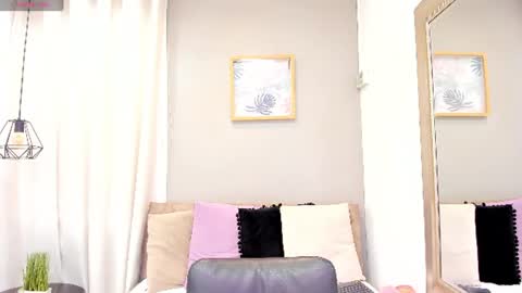 Snapshot of miranda_doll_ chatting on 11, 6, 2026 online show from 11, 6, 2026