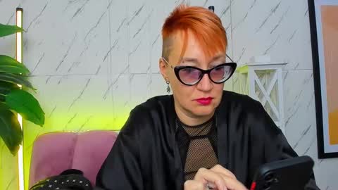 Snapshot of mirandagill chatting on 5, 12, 2024 mirandagill online show from 5, 12, 2024