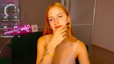 Snapshot of mirandamayers chatting on 17, 9, 2025 MirandaMayers online show from 17, 9, 2025