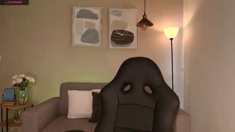 Miranda Shaw online show from 12, 11, 2025