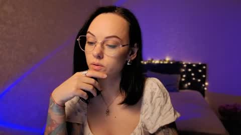 MiraSkyy online show from 5, 6, 2026