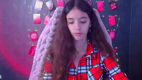 Snapshot of miri_miss chatting on 14, 11, 2025 Miri online show from 14, 11, 2025