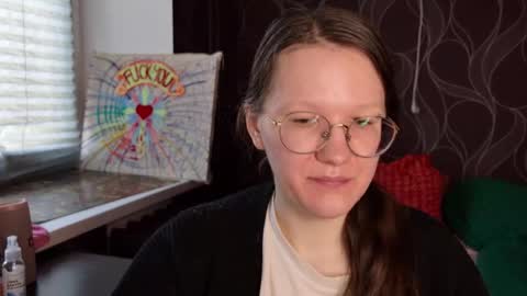 Snapshot of miriamor chatting on 7, 10, 2025 Mira online show from 7, 10, 2025