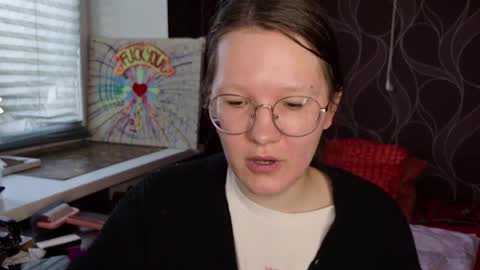 Snapshot of miriamor chatting on 12, 10, 2025 Mira online show from 12, 10, 2025