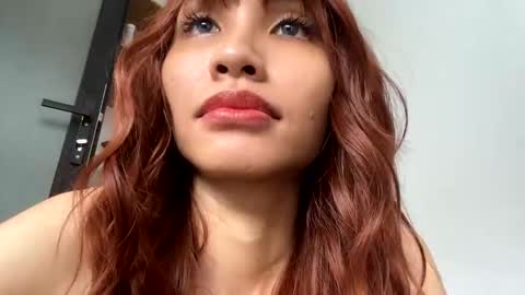 Miriam Schl online show from 14, 10, 2025