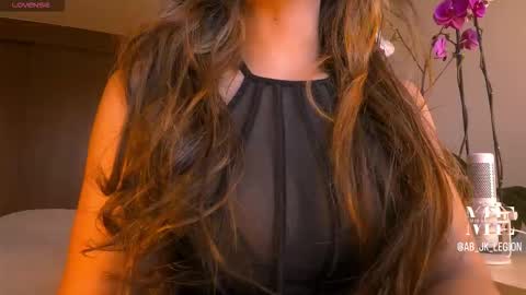 Snapshot of mis_elizabeth chatting on 1, 3, 2026 Eliza online show from 1, 3, 2026