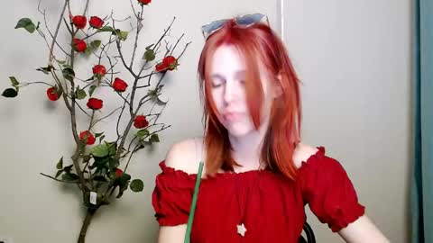 misaki_chan_ online show from 15, 4, 2026